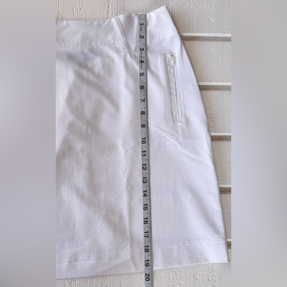 Birdee Sport Golf Skirt A-Line Stretch Zip Pockets White Size 4 - Picture 7 of 7